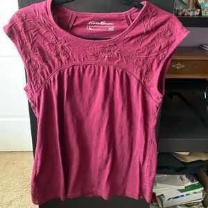 Women’s Wine Eddie Bauer tee